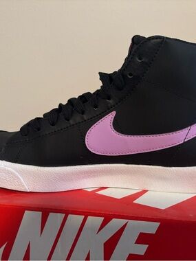 Nike Blazer Mid '77 (GS) Black with Lavender Accent